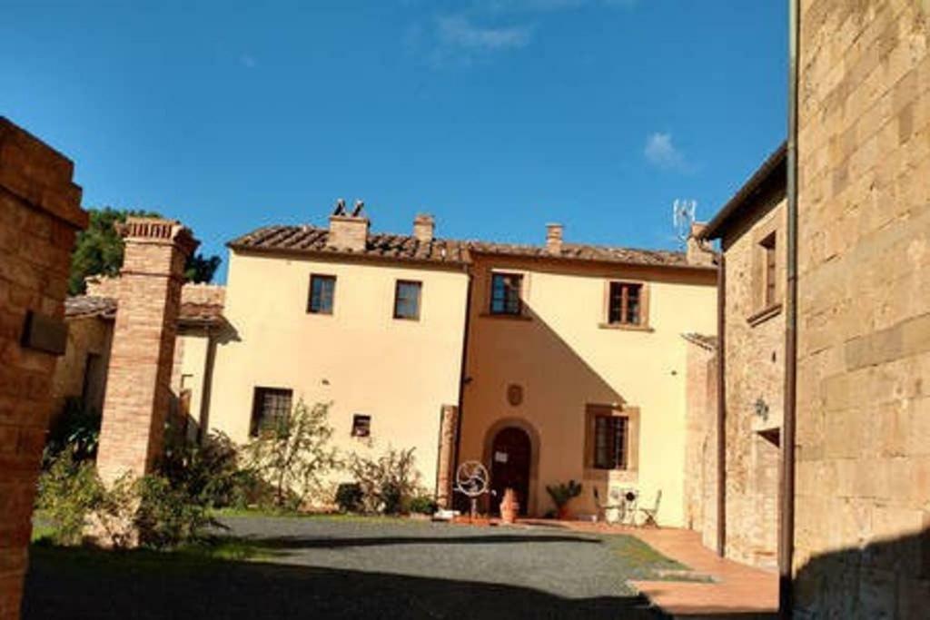 Ostello Sigerico Gambassi Terme Extérieur photo