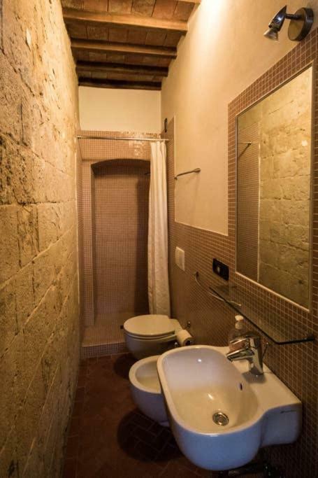 Ostello Sigerico Gambassi Terme Extérieur photo